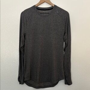 Lululemon Men’s License to Train Long Sleeve Shirt